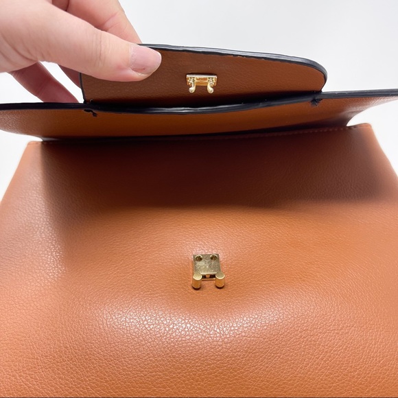 ZARA Cognac City Bag With Gold Metal Handle Crossbody Flap Over Medium Purse - Picture 8 of 10